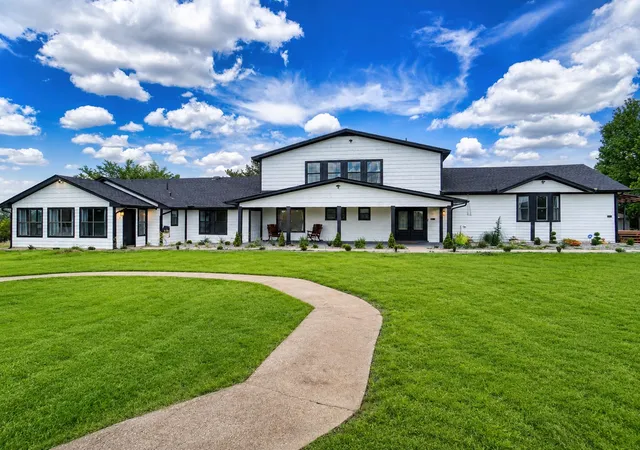 Photo 1 of Mansion for sale at 6484 Nw Meers Porter, Lawton, OK 73507 | MLS# 2633922 | Listing updated on 2026-09-15