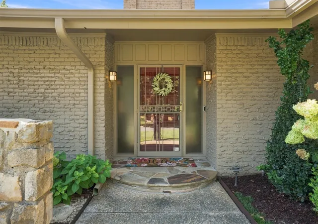Photo 3 of Sale Pending at 6316 E 57th Place, Tulsa, OK 74135 | MLS# 2633911 | Listing updated on 2026-09-30