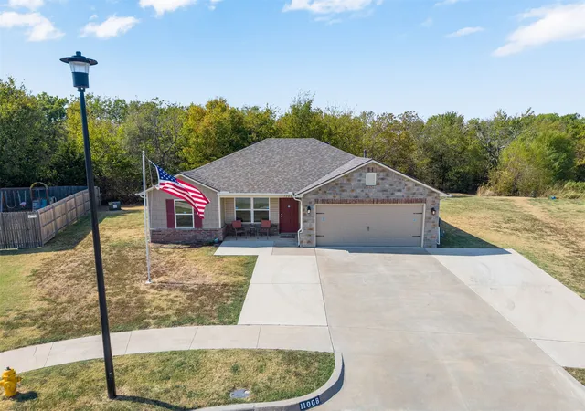 Photo 2 of Single family home for sale at 11008 N 100th East Ave, Owasso, OK 74055 | MLS# 2633320 | Listing updated on 2026-10-04