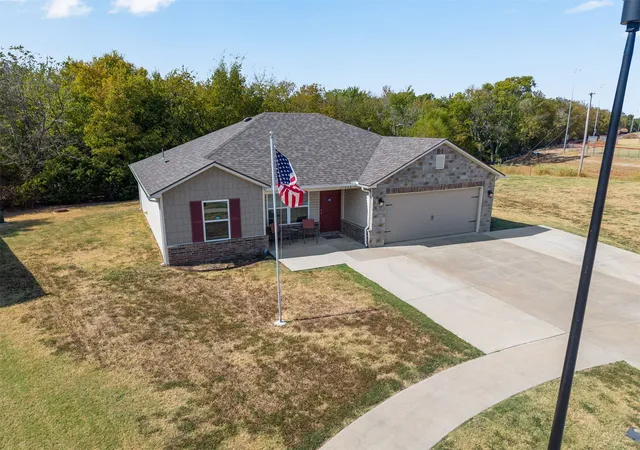 Photo 3 of Single family home for sale at 11008 N 100th East Ave, Owasso, OK 74055 | MLS# 2633320 | Listing updated on 2026-10-04