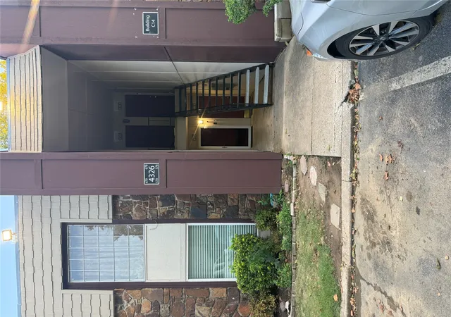 Condo for sale at 4326 E 67th Street #579, Tulsa, OK 74136 | MLS# 2633901