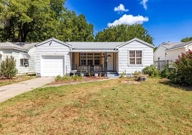 Photo 1 of Single family home for sale at 516 Kankakee St, Muskogee, OK 74403 | MLS# 2633571 | Listing updated on 2026-09-15