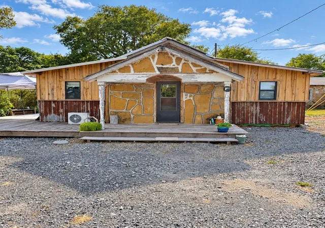 Photo 1 of Single family home for sale at 4101 Highway 51, Hulbert, OK 74441 | MLS# 2633897 | Listing updated on 2026-09-15