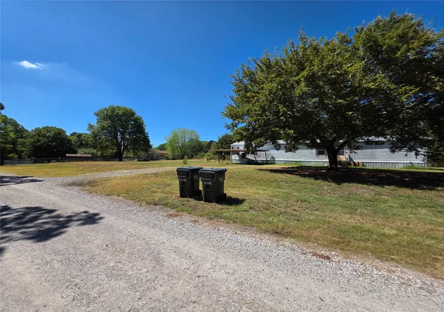 Photo 2 of Manufactured home for sale at 9502 N Oaknoll Ave, Mannford, OK 74044 | MLS# 2633985 | Listing updated on 2026-09-15