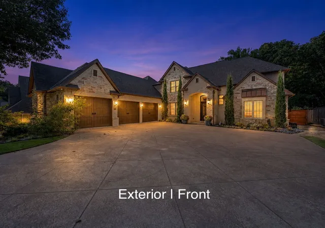 Photo 1 of Single family home for sale at 10610 S Nandina Ct, Jenks, OK 74037 | MLS# 2633982 | Listing updated on 2026-10-22