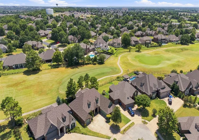 Photo 3 of Single family home for sale at 4105 N Lions Pl, Broken Arrow, OK 74012 | MLS# 2633706 | Listing updated on 2026-10-20