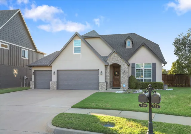 Photo 1 of Single family home for sale at 229 W 128th Place S, Jenks, OK 74037 | MLS# 2634453 | Listing updated on 2026-10-20