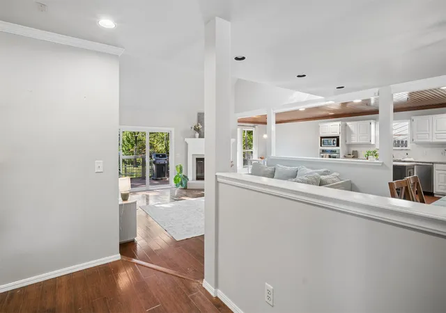Photo 3 of Single family home for sale at 9524 S Maplewood Ave, Tulsa, OK 74137 | MLS# 2634763 | Listing updated on 2026-10-22