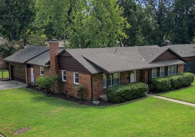 Photo 1 of Single family home for sale at 5205 S Birmingham Pl, Tulsa, OK 74105 | MLS# 2635171 | Listing updated on 2026-10-20
