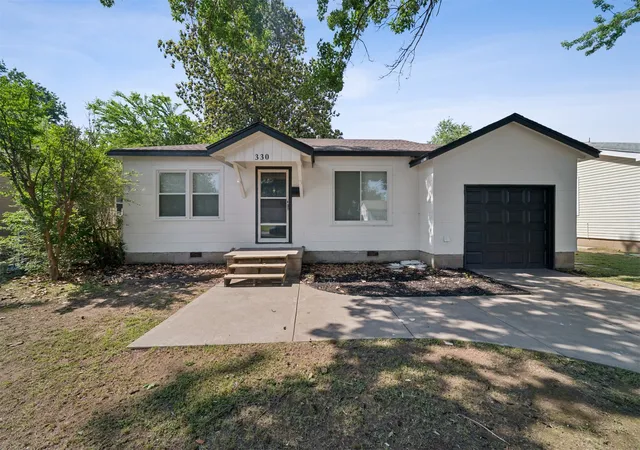 Photo 1 of Single family home for sale at 330 E 46th Street, Tulsa, OK 74105 | MLS# 2635241 | Listing updated on 2026-10-22