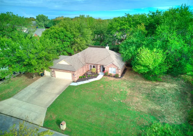Single family home for sale at 26327 E 112th Court S, Coweta, OK 74429 | MLS# 2635510 | Listing updated on 2026-10-22