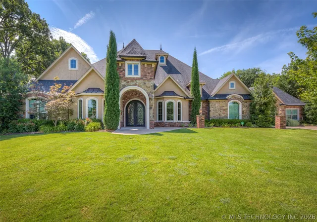 Photo 1 of Mansion for sale at 17940 E Red Hawk Rd, Owasso, OK 74055 | MLS# 2635611 | Listing updated on 2026-10-21