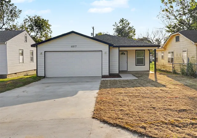 Photo 2 of Single family home for sale at 4817 S 32nd West Ave, Tulsa, OK 74107 | MLS# 2635589 | Listing updated on 2026-10-22