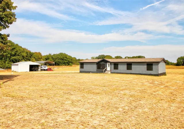 Photo 1 of Manufactured home for sale at 5924 Hummingbird, Kingston, OK 73439 | MLS# 2635952 | Listing updated on 2026-10-20