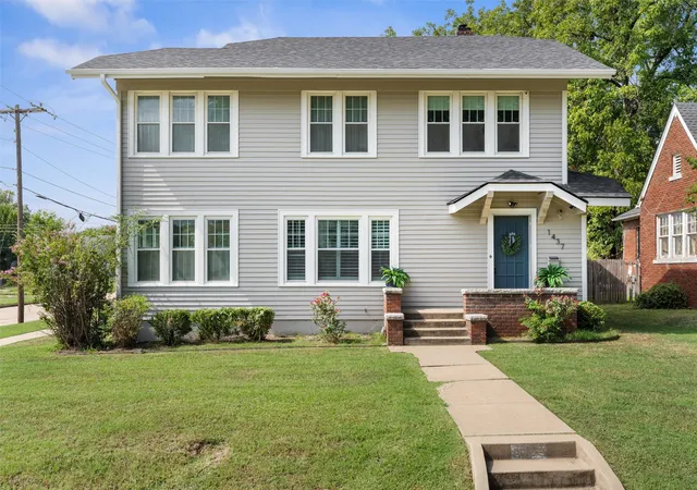 Photo 1 of Single family home for sale at 1437 S Johnstone Ave, Bartlesville, OK 74003 | MLS# 2635032 | Listing updated on 2026-10-21