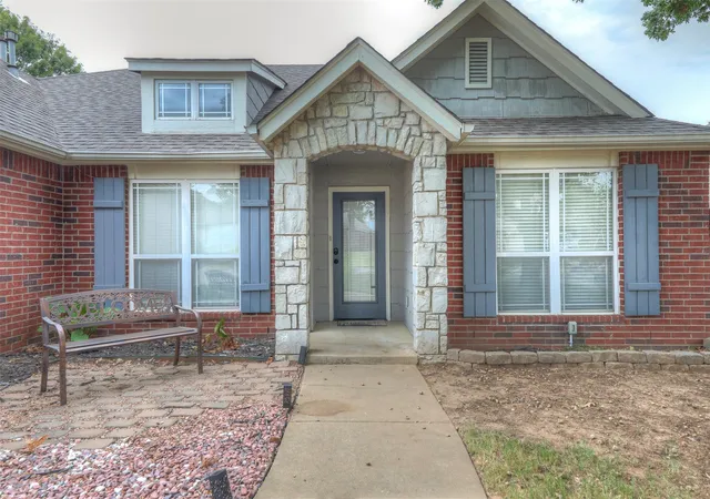 Photo 2 of Single family home for sale at 9702 N 99th East Ave, Owasso, OK 74055 | MLS# 2635964 | Listing updated on 2026-10-21