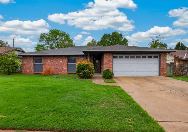 Photo 1 of Sale Pending at 4901 Rolling Meadows Rd, Bartlesville, OK 74006 | MLS# 2636283 | Listing updated on 2026-10-20