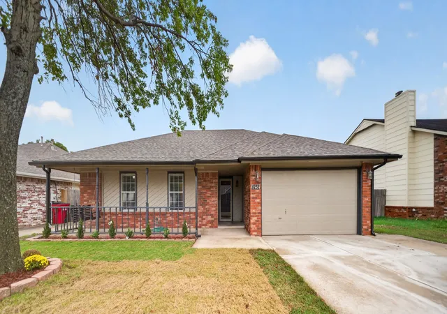 Photo 1 of Single family home for sale at 8232 N 127th Avenue E, Owasso, OK 74055 | MLS# 2636322 | Listing updated on 2026-10-22