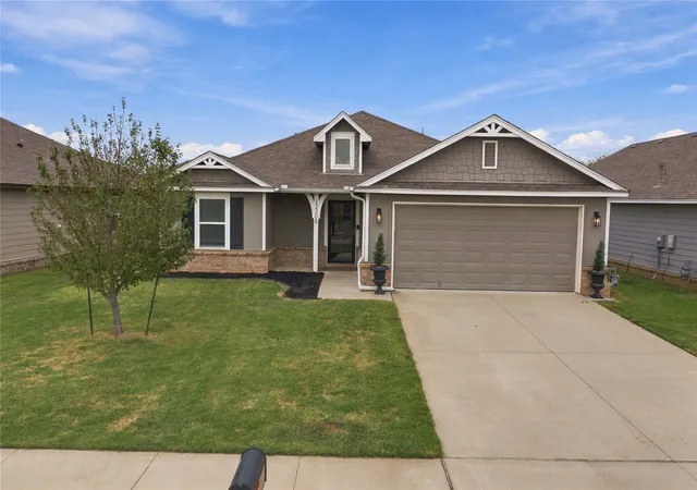 Photo 1 of Single family home for sale at 12306 N 131 Eastavenue, Collinsville, OK 74021 | MLS# 2636529 | Listing updated on 2026-10-22