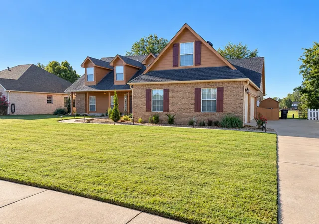 Photo 2 of Single family home for sale at 12510 E 79th Street N, Owasso, OK 74055 | MLS# 2628677 | Listing updated on 2026-10-20