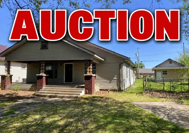 Photo 1 of Sale Pending at 208 N P St, Muskogee, OK 74403 | MLS# 2636865 | Listing updated on 2026-10-20