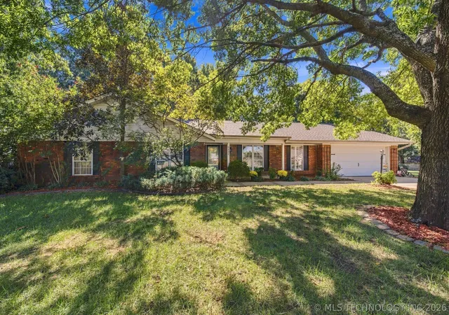 Photo 2 of Sale Pending at 9130 E 114th Street S, Bixby, OK 74008 | MLS# 2636914 | Listing updated on 2026-10-21