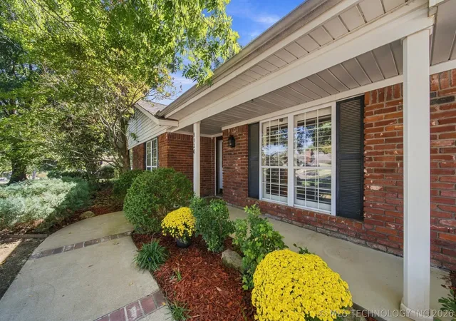 Photo 3 of Sale Pending at 9130 E 114th Street S, Bixby, OK 74008 | MLS# 2636914 | Listing updated on 2026-10-21