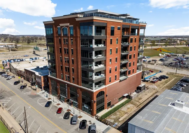 Photo 1 of Condo for sale at 405 N Main St #4E, Tulsa, OK 74103 | MLS# 2636854 | Listing updated on 2026-10-20