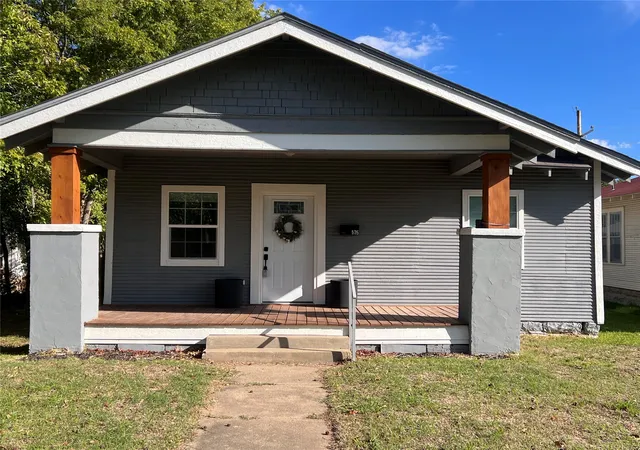 Photo 1 of Single family home for sale at 525 E Seminole Ave, Mc Alester, OK 74501 | MLS# 2637093 | Listing updated on 2026-10-20