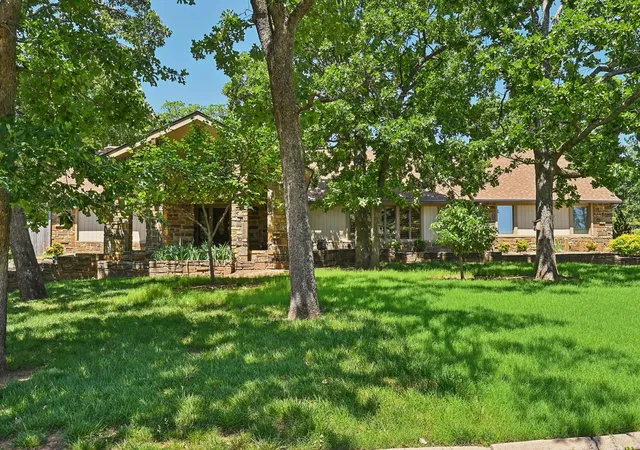 Photo 2 of Single family home for sale at 3110 E 71st Street S, Tulsa, OK 74136 | MLS# 2637063 | Listing updated on 2026-10-21