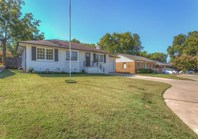 Photo 2 of Single family home for sale at 1610 E 41st Street, Tulsa, OK 74105 | MLS# 2637001 | Listing updated on 2026-10-22
