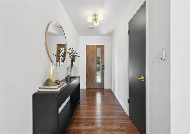 Photo 3 of Sale Pending at 3709 E 40th Street, Tulsa, OK 74135 | MLS# 2637205 | Listing updated on 2026-10-21