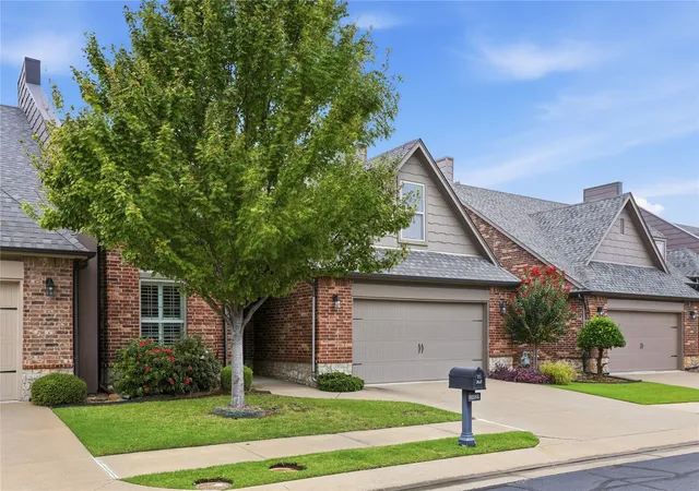 Photo 2 of Single family home for sale at 8234 S 112th Eastavenue, Tulsa, OK 74133 | MLS# 2637552 | Listing updated on 2026-10-21