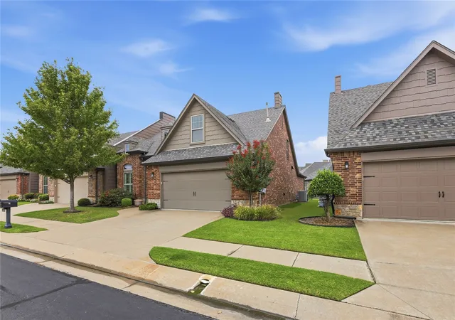 Photo 3 of Single family home for sale at 8234 S 112th Eastavenue, Tulsa, OK 74133 | MLS# 2637552 | Listing updated on 2026-10-21