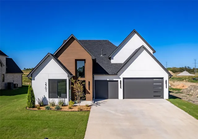 Photo 1 of Single family home for sale at 2701 E 134th Circle S, Bixby, OK 74008 | MLS# 2637594 | Listing updated on 2026-10-21