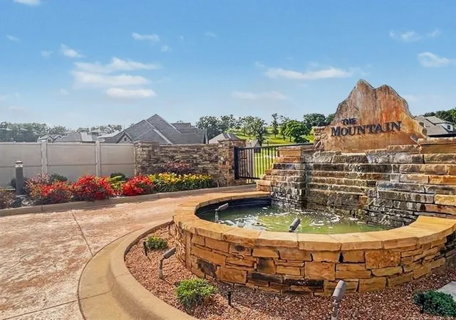 Photo 32 of Single family home for sale at 2327 Summerset Point, Tahlequah, OK 74464 | MLS# 2637688 | Listing updated on 2026-10-22