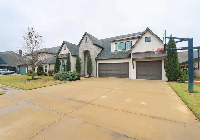 Photo 3 of Single family home for sale at 12811 S 5th Place, Jenks, OK 74037 | MLS# 2637702 | Listing updated on 2026-10-22