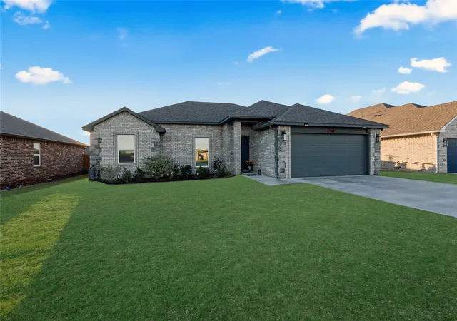 Photo 3 of Single family home for sale at 3968 S 152 Avenue, Tulsa, OK 74134 | MLS# 2637697 | Listing updated on 2026-10-22