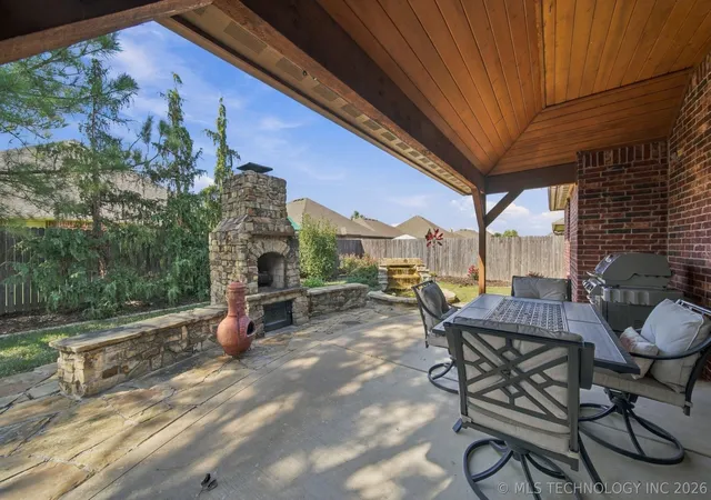 Photo 2 of Single family home for sale at 4710 S 179th Eastavenue, Tulsa, OK 74134 | MLS# 2637558 | Listing updated on 2026-10-22