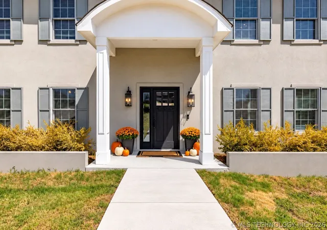 Photo 2 of Single family home for sale at 1426 E 122nd Court S, Jenks, OK 74037 | MLS# 2637887 | Listing updated on 2026-10-21