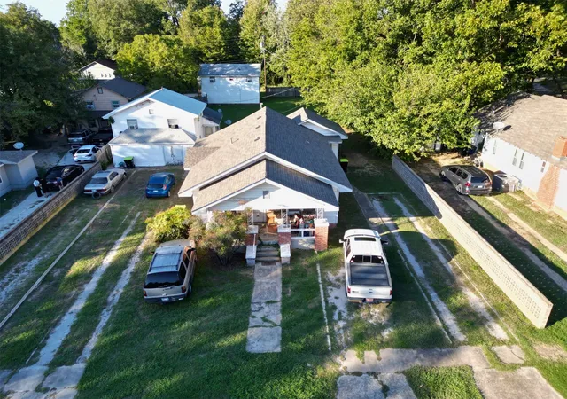 Photo 1 of Multi family home for sale at 824 East 7th, Ada, OK 74820 | MLS# 2637842 | Listing updated on 2026-10-22