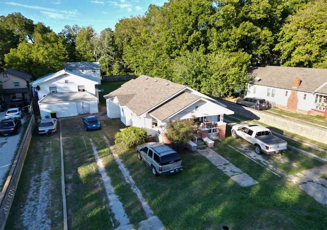Photo 4 of House for sale at 824 East 7th, Ada, OK 74820 | MLS# 2637842 | Listing updated on 2026-10-22