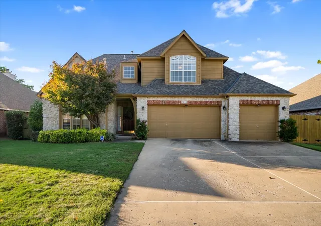 Photo 1 of Single family home for sale at 2818 E 103rd Street S, Tulsa, OK 74137 | MLS# 2637185 | Listing updated on 2026-10-20