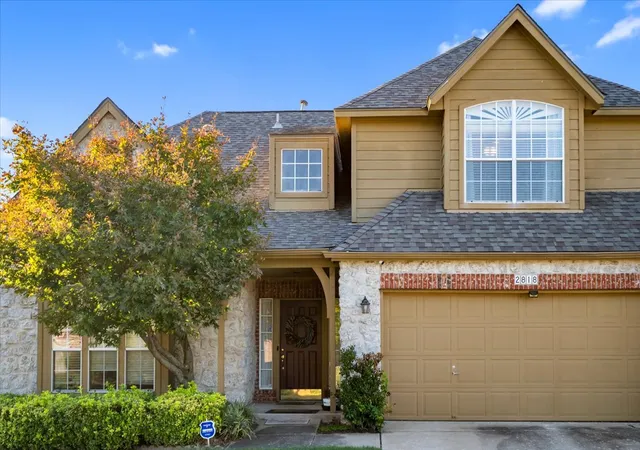 Photo 2 of Single family home for sale at 2818 E 103rd Street S, Tulsa, OK 74137 | MLS# 2637185 | Listing updated on 2026-10-20