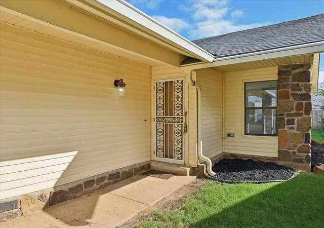 Photo 2 of Sale Pending at 3403 S 150th East Ave, Tulsa, OK 74134 | MLS# 2638026 | Listing updated on 2026-10-21