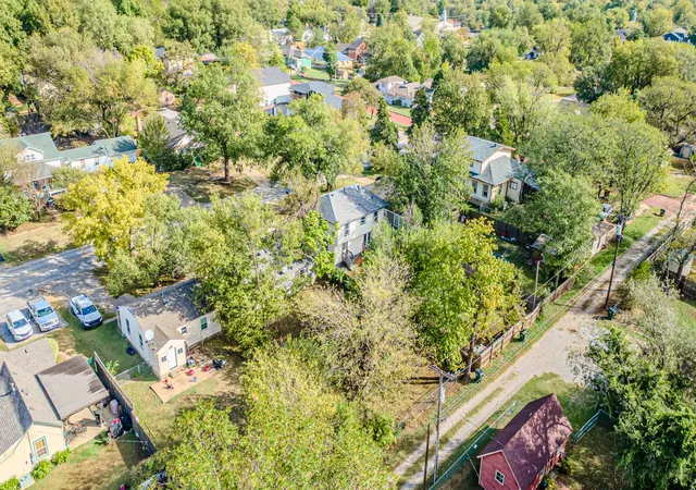 Photo 48 of Single family home for sale at 1611 W Broadway St, Collinsville, OK 74021 | MLS# 2638020 | Listing updated on 2026-10-21