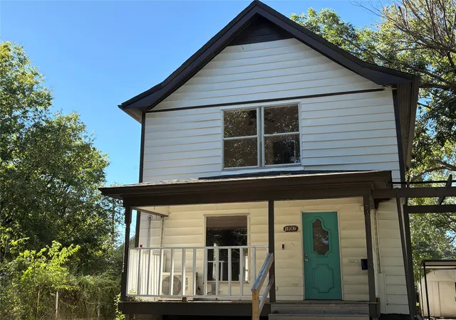Photo 1 of Single family home for sale at 107 S Creek Ave, Bartlesville, OK 74003 | MLS# 2637999 | Listing updated on 2026-10-22