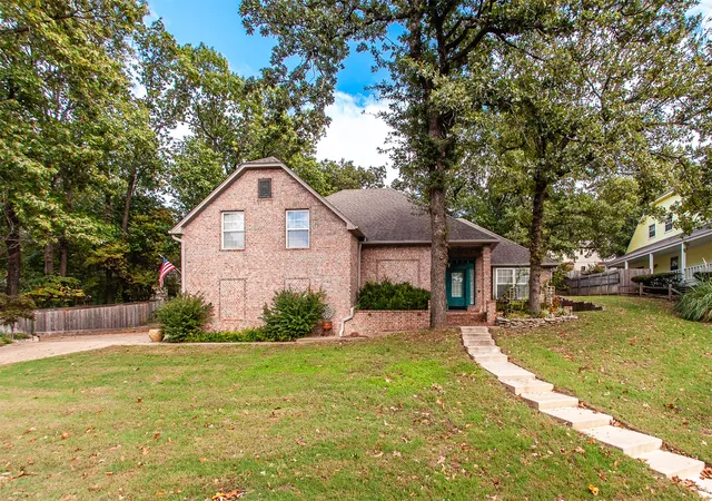 Photo 2 of Single family home for sale at 1101 Renaissance Dr, Sand Springs, OK 74063 | MLS# 2637938 | Listing updated on 2026-10-21