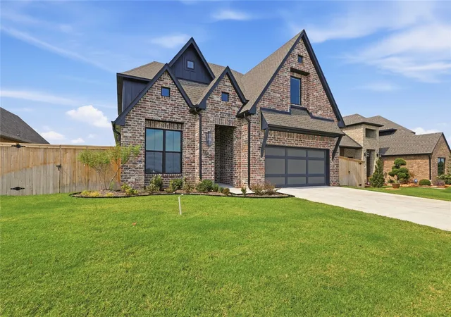 Photo 2 of Single family home for sale at 14820 S Sequoia St, Glenpool, OK 74033 | MLS# 2637848 | Listing updated on 2026-10-21