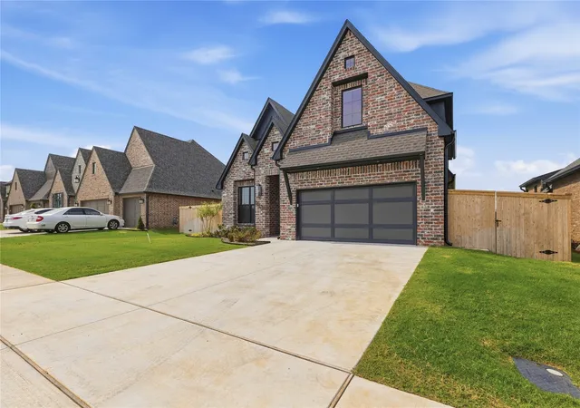 Photo 3 of Single family home for sale at 14820 S Sequoia St, Glenpool, OK 74033 | MLS# 2637848 | Listing updated on 2026-10-21